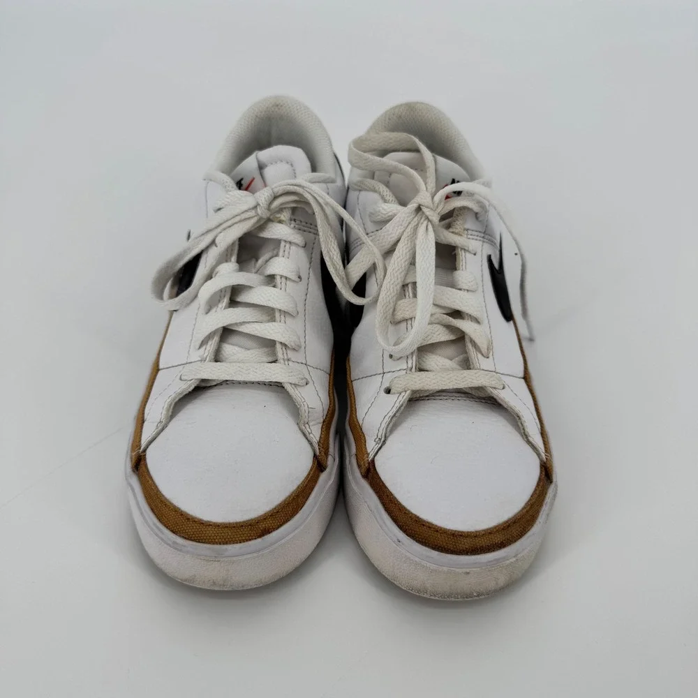Nike Court Royale 2 Low CU4149-102‎ White Black Gum Women's Size 6 Leather Shoes